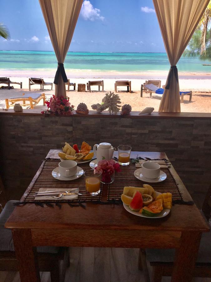 White Dream Bed & Breakfast Kiwengwa  Dış mekan fotoğraf